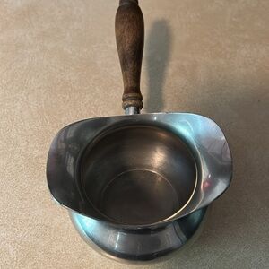 Preisner Pewter 2157 Holiday Gravy Boat With Wood Handle